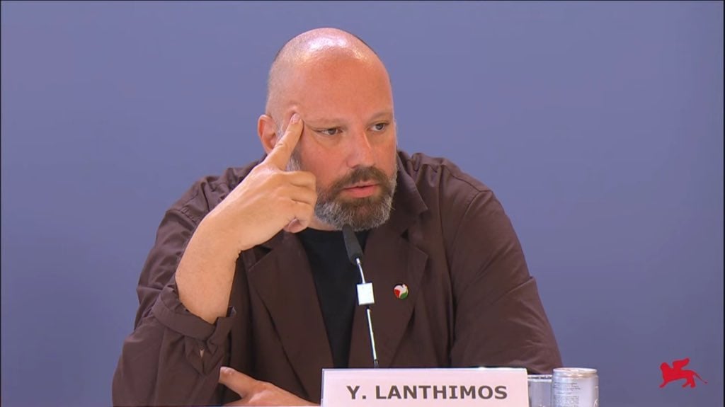 Φεστιβάλ Βενετίας: Με κονκάρδα Παλαιστίνης εμφανίστηκε ο Γιώργος Λάνθιμος Φεστιβάλ Βενετίας: Με κονκάρδα Παλαιστίνης εμφανίστηκε ο Γιώργος Λάνθιμος