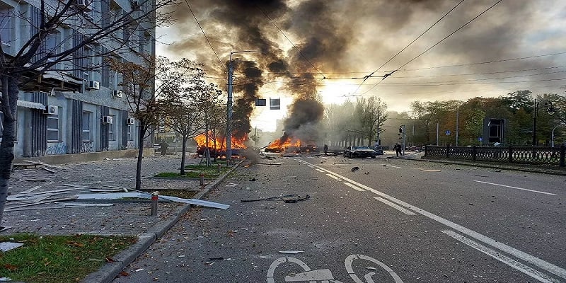 Μαζικός βομβαρδισμός Κιέβου: 23 νεκροί, 8 αγνοούμενοι-Ο Ζελένσκι ζητά κυρώσεις Μαζικός βομβαρδισμός Κιέβου: 23 νεκροί, 8 αγνοούμενοι-Ο Ζελένσκι ζητά κυρώσεις