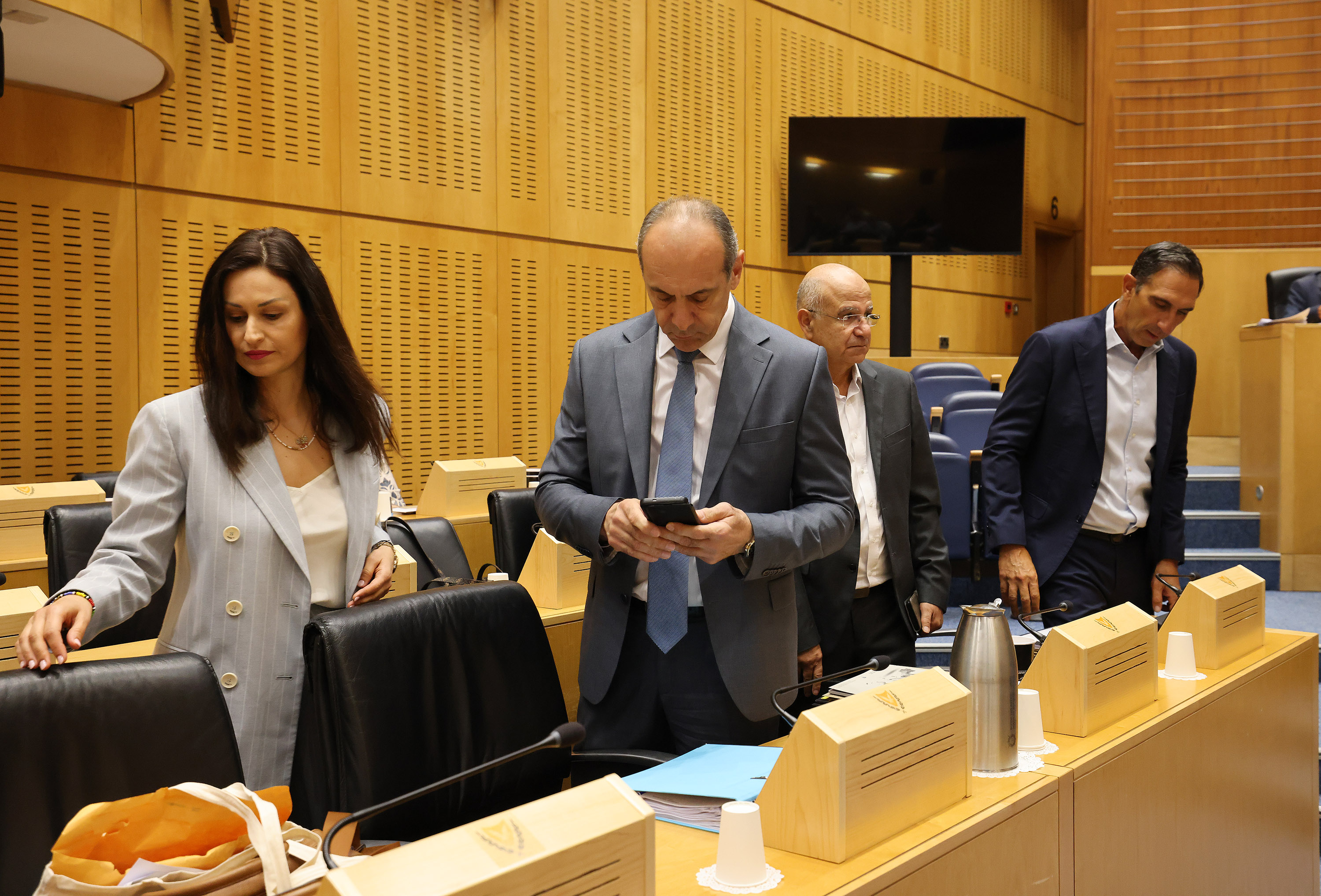 Συντονισμός και πρόληψη για πυρκαγιές στο επίκεντρο της συζήτησης στη Βουλή