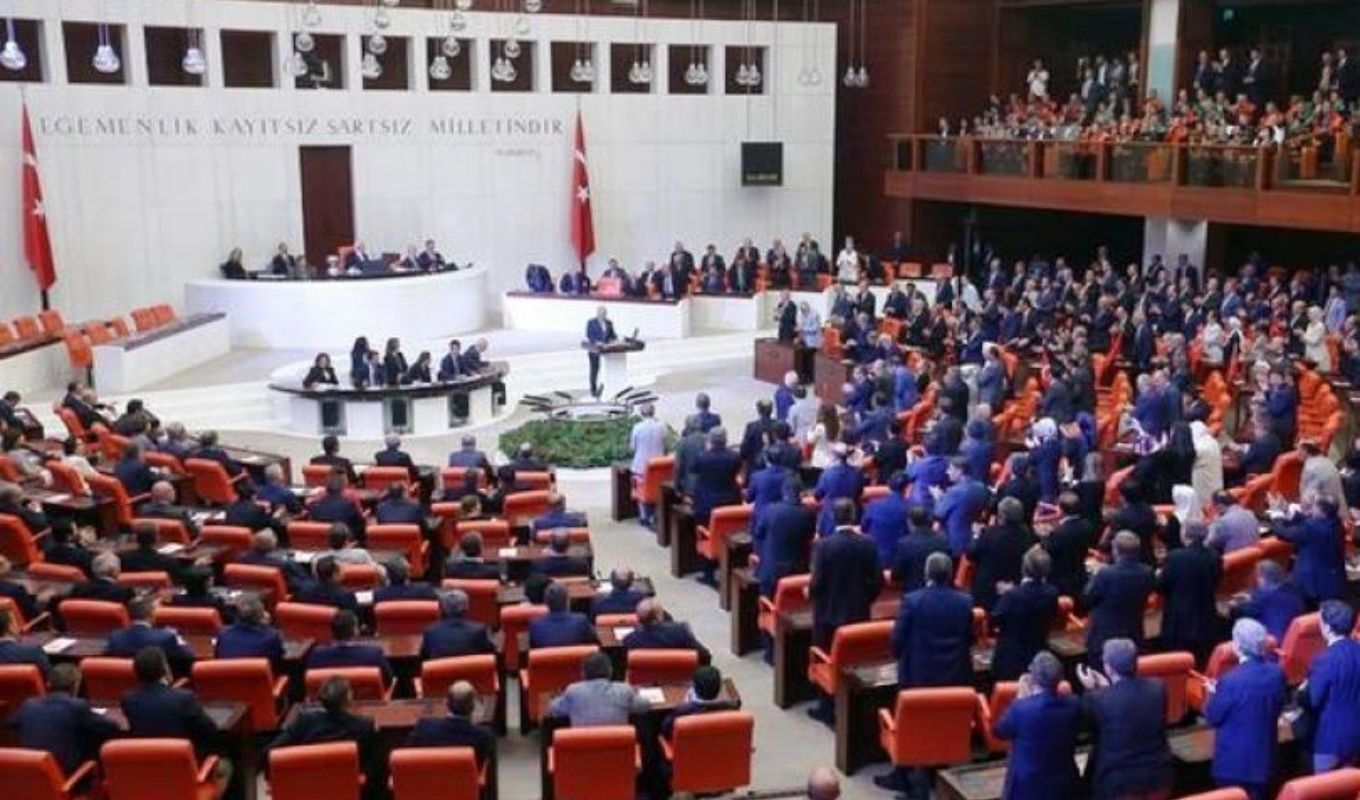 Τουρκική Εθνοσυνέλευση: Ζητά οι χώρες να διακόψουν τις σχέσεις τους με Ισραήλ Τουρκική Εθνοσυνέλευση: Ζητά οι χώρες να διακόψουν τις σχέσεις τους με Ισραήλ