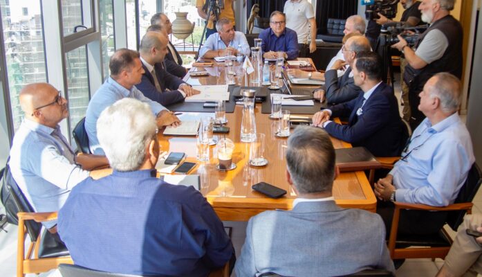 Βάση για διάλογο η πλήρης αποκατάσταση ΑΤΑ, λένε ΣΕΚ και ΠΕΟ Βάση για διάλογο η πλήρης αποκατάσταση ΑΤΑ, λένε ΣΕΚ και ΠΕΟ