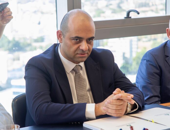 Υπ. Εργασίας: Ζητά να αποφευχθούν απεργιακά μέτρα – Γίνονται επαφές για ΑΤΑ Υπ. Εργασίας: Ζητά να αποφευχθούν απεργιακά μέτρα – Γίνονται επαφές για ΑΤΑ