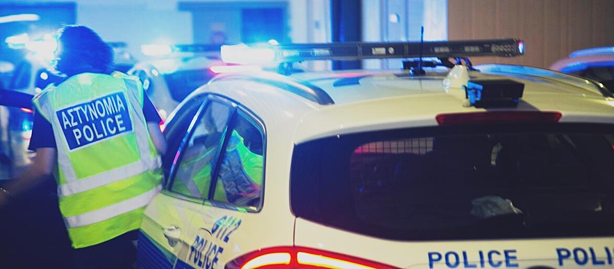 Λεμεσός: Μπούκαρε στο σπίτι του και τον έδειρε – Χειροπέδες σε 79χρονο Λεμεσός: Μπούκαρε στο σπίτι του και τον έδειρε – Χειροπέδες σε 79χρονο