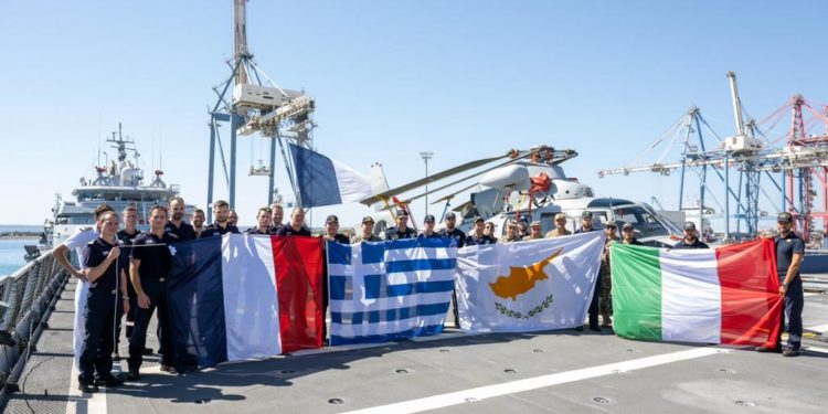 Τετραμερής ναυτική άσκηση «Ευνομία» στην περιοχή των ερευνών για το GSI Τετραμερής ναυτική άσκηση «Ευνομία» στην περιοχή των ερευνών για το GSI