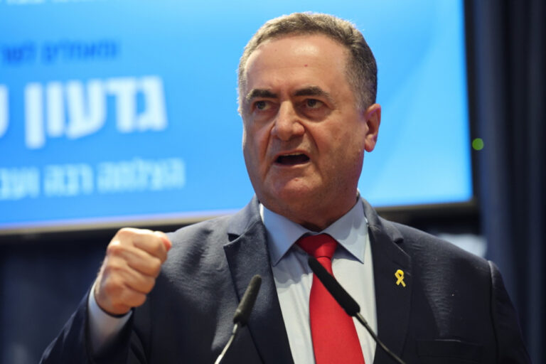 Κατς: Η εκτόξευση κατασκοπευτικού δορυφόρου είναι «μήνυμα» προς τους εχθρούς Κατς: Η εκτόξευση κατασκοπευτικού δορυφόρου είναι «μήνυμα» προς τους εχθρούς