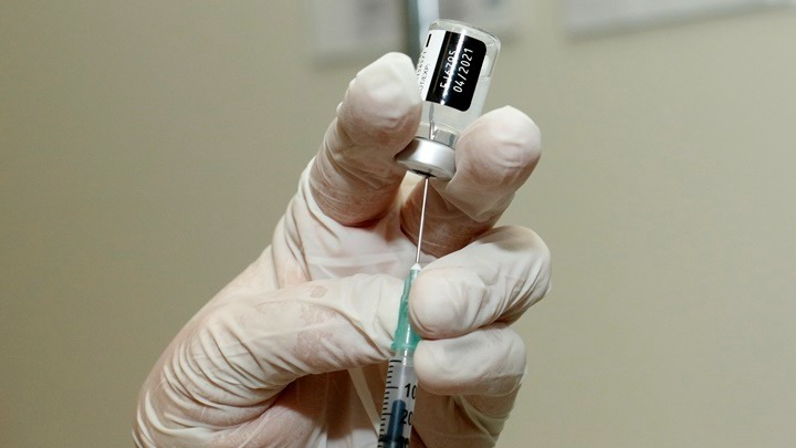 ΗΠΑ: Η Φλόριντα τερματίζει τους υποχρεωτικούς εμβολιασμούς ΗΠΑ: Η Φλόριντα τερματίζει τους υποχρεωτικούς εμβολιασμούς