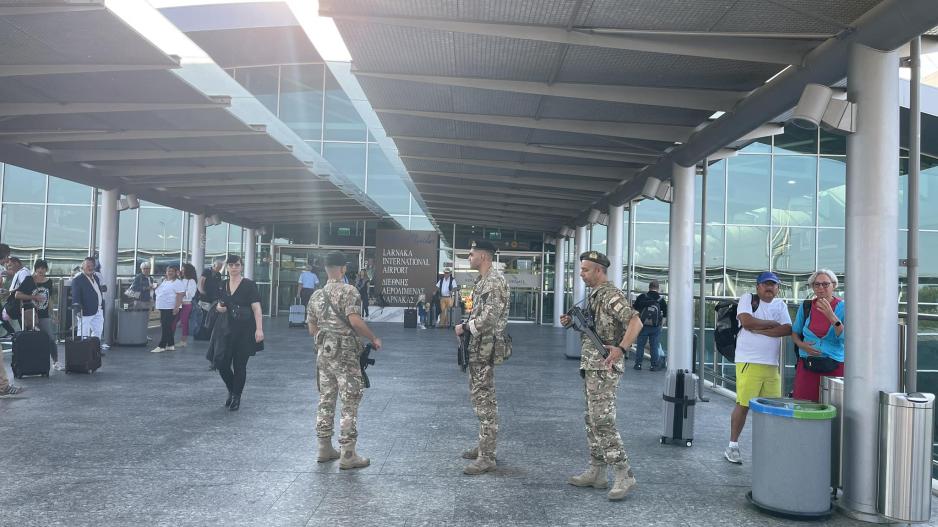 Καταζητούμενος από την Ουκρανία εντοπίστηκε στο αεροδρόμιο Λάρνακας