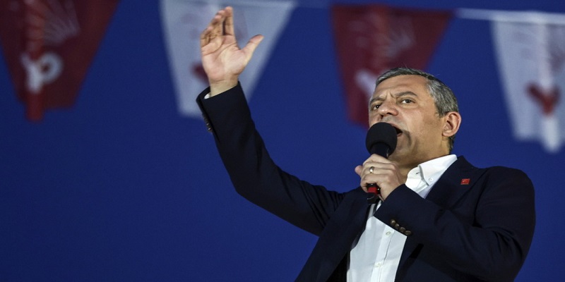 Ετοιμάζουν μεγάλες διαδηλώσεις, λέει ο ηγέτης του CHP Ετοιμάζουν μεγάλες διαδηλώσεις, λέει ο ηγέτης του CHP
