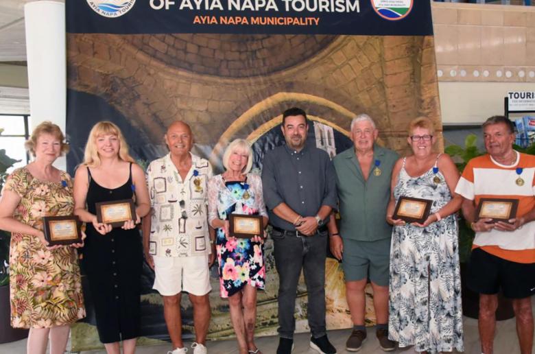 Πέντε Βρετανοί & δύο Ελβετίδες ανακηρύχθηκαν «Πρέσβεις Τουρισμού Αγίας Νάπας» Πέντε Βρετανοί & δύο Ελβετίδες ανακηρύχθηκαν «Πρέσβεις Τουρισμού Αγίας Νάπας»