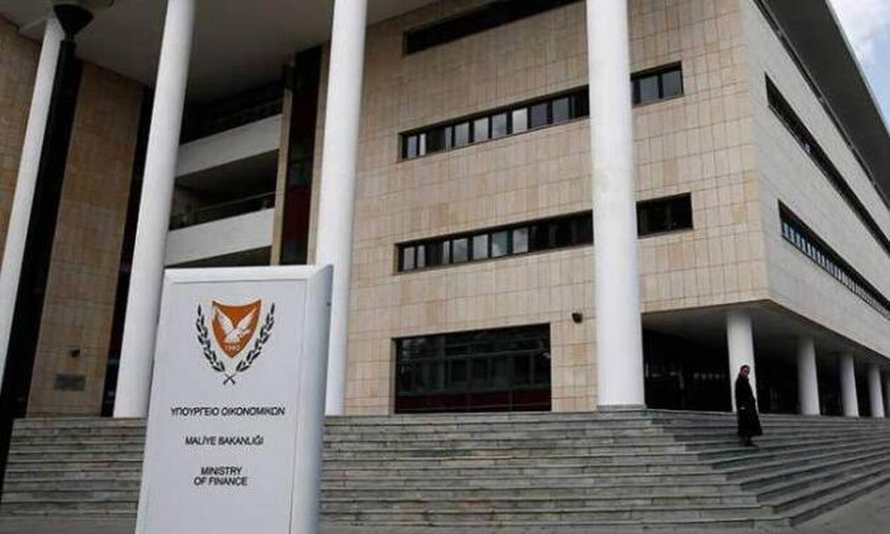 ΥΠΟΙΚ σε ΕΥ: Με ορθές διαδικασίες και νομότυπα δίδεται το επίδομα γραμματέως