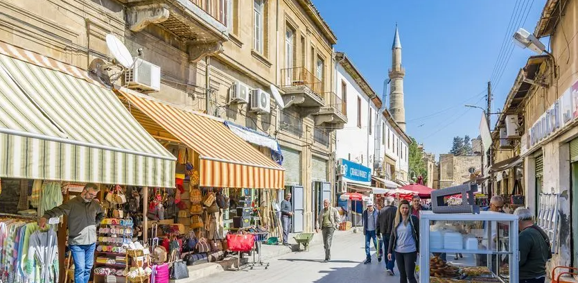 Κατεχόμενα: «Ψηφοφόροι» για ρεκόρ Γκίνες – Από 110 ετών μέχρι… 125!