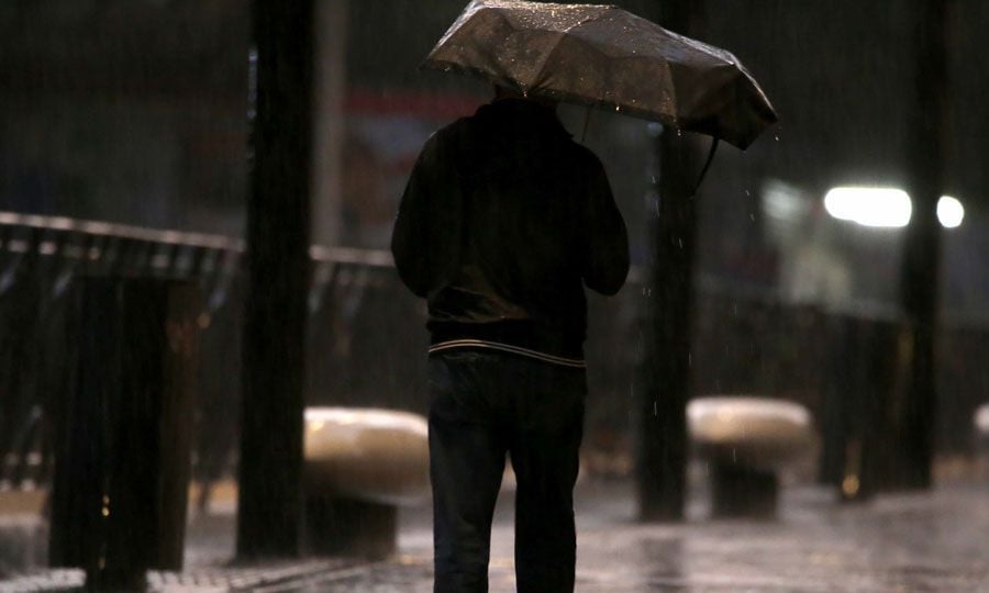 Έρχονται βροχές και καταιγίδες – Στους 37 βαθμούς αύριο η θερμοκρασία Έρχονται βροχές και καταιγίδες – Στους 37 βαθμούς αύριο η θερμοκρασία