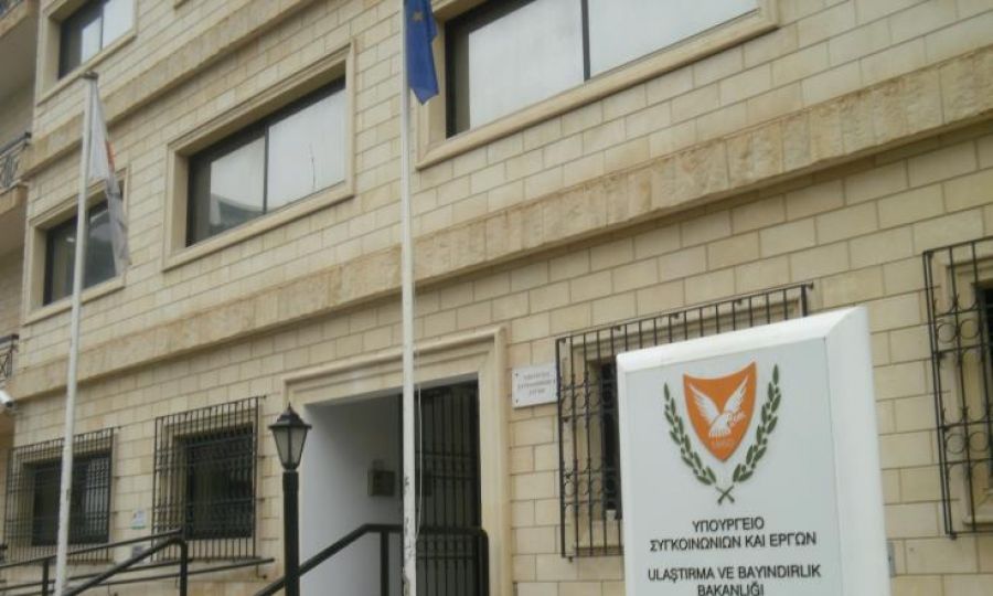 Υπ. Μεταφορών: Από 3/10 ακυρώνονται ΜΟΤ για οχήματα χωρίς ανάκληση αερόσακου