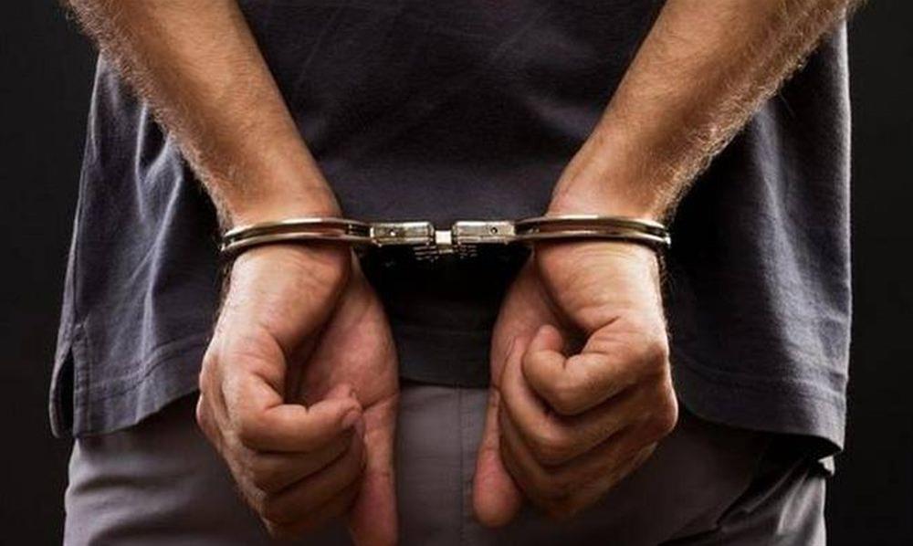 Συνελήφθη 21χρονος στη Λάρνακα – Διέρρηξε σπίτι και έκλεψε δύο όπλα Συνελήφθη 21χρονος στη Λάρνακα – Διέρρηξε σπίτι και έκλεψε δύο όπλα