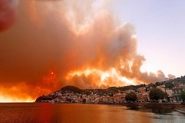Κόλαση φωτιάς στην Αττάλεια – Εκκενώθηκαν ξενοδοχεία (vids) Κόλαση φωτιάς στην Αττάλεια – Εκκενώθηκαν ξενοδοχεία (vids)