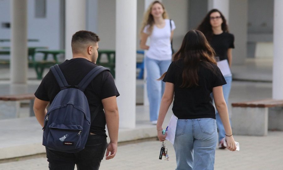 Αθηνά: Άτοπη η σημερινή αποχή από τα μαθήματα-Τυγχάνει πολιτικής εκμετάλλευσης Αθηνά: Άτοπη η σημερινή αποχή από τα μαθήματα-Τυγχάνει πολιτικής εκμετάλλευσης