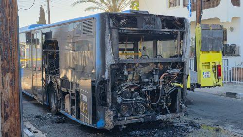 ΟΣΥΠΑ: Πέρασε από τεχνικό έλεγχο το λεωφορείο στο οποίο εκδηλώθηκε η φωτιά