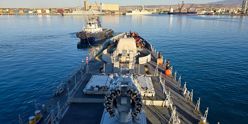 Στη Λεμεσό η ινδική φρεγάτα INS Trikand (PICS)