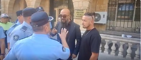 «Αλλάχου Άκμπαρ» στα κατεχόμενα και ένταση για «Κανονισμό Μαντίλας» (BINTEO)