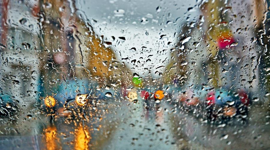 Βροχές και καταιγίδες το απόγευμα στα ορεινά – Στους 35 βαθμούς η θερμοκρασία