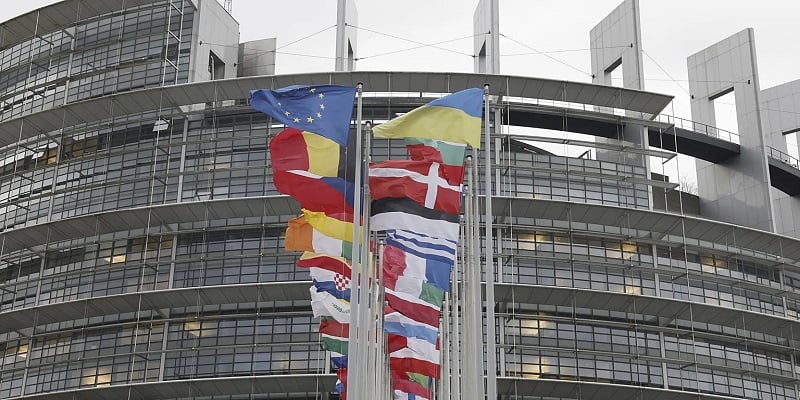 Βραβεύθηκαν 30 σχολεία, 60 εκπαιδευτικοί και 480 μαθητές ως Πρεσβευτές ΕΚ