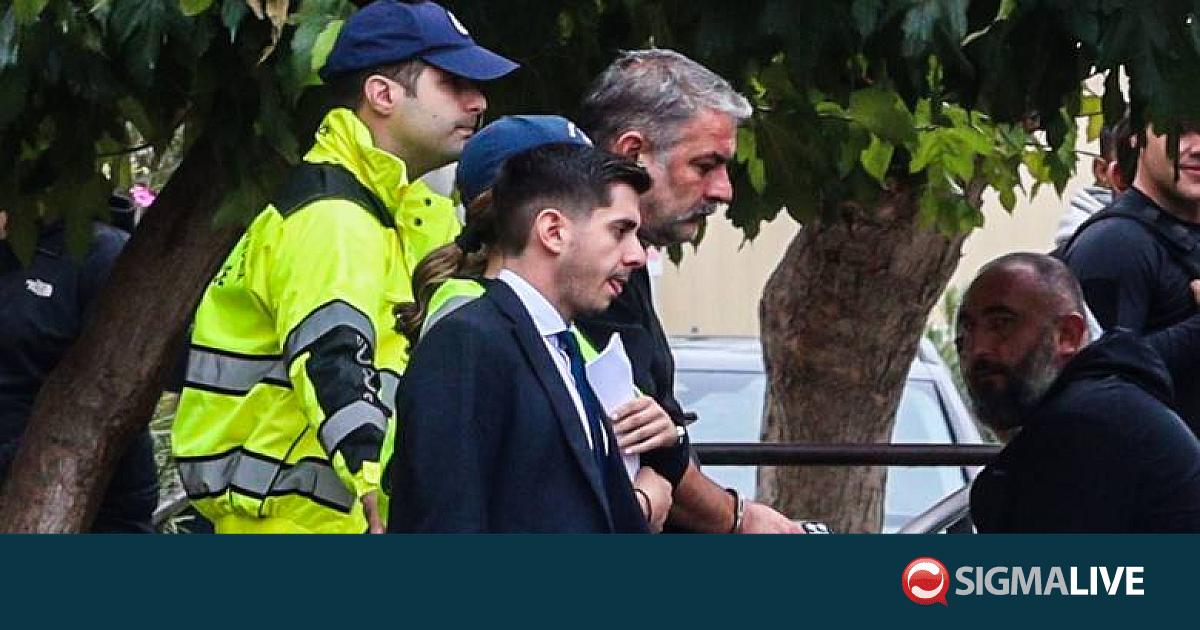 Ελεύθερος ο Βασίλης Μπισμπίκης – Αναβλήθηκε για τις 8 Οκτωβρίου η δίκη του Ελεύθερος ο Βασίλης Μπισμπίκης – Αναβλήθηκε για τις 8 Οκτωβρίου η δίκη του