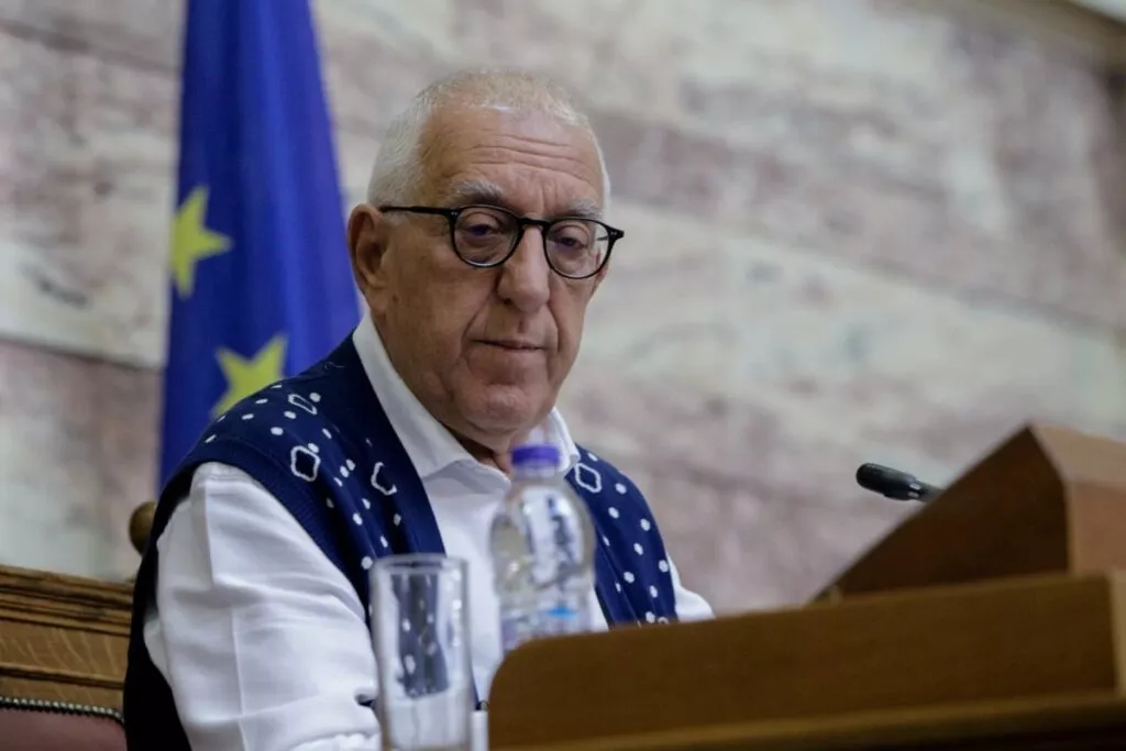 Κακλαμάνης: Εθνικός στόχος η επανένωση της Κύπρου και αποχώρηση στρατευμάτων