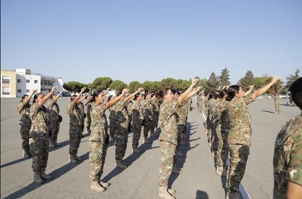 Μία (μόνο) γυναίκα υπέβαλε αίτηση για εθελοντική στράτευση στην ΕΦ