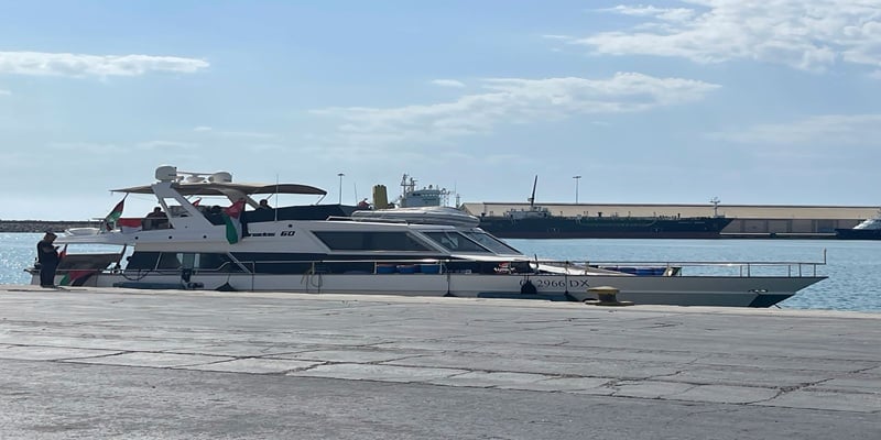 Στολίσκος Γάζας: Παραμένει στην Αγία Νάπα λόγω βλάβης, το Summertime Jong