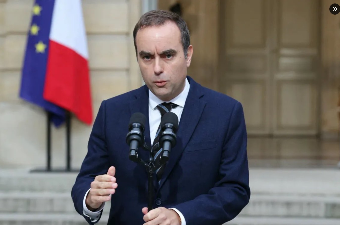 Παραιτήθηκε ο Πρωθυπουργός της Γαλλίας Σεμπαστιάν Λεκορνύ