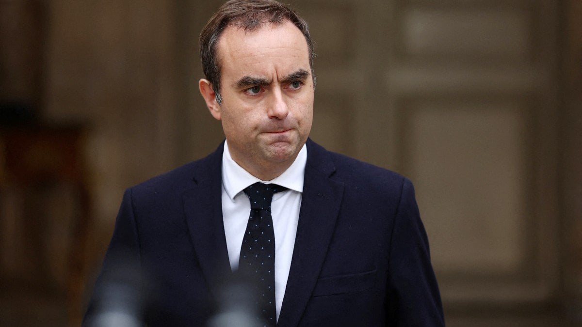 Παραίτηση Λεκορνί: Υποχώρηση του ευρώ, αύξηση του κόστους δανεισμού