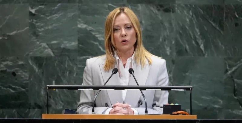 Κατήγγειλαν Μελόνι στο Διεθνές Ποινικό Δικαστήριο για συμμετοχή σε γενοκτονία