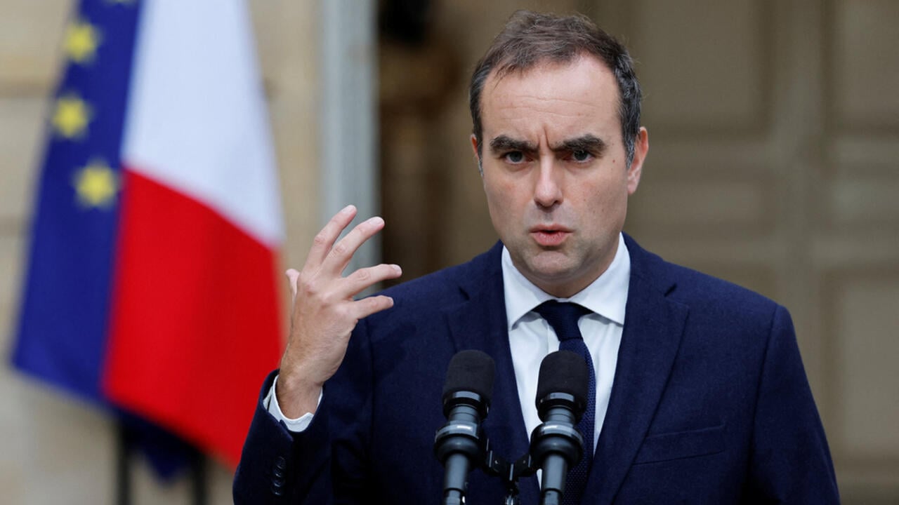 Γαλλία: Δεν προέκυψαν νέα στοιχεία σε συνάντηση Λεκορνί Σοσιαλιστικού κόμματος Γαλλία: Δεν προέκυψαν νέα στοιχεία σε συνάντηση Λεκορνί Σοσιαλιστικού κόμματος