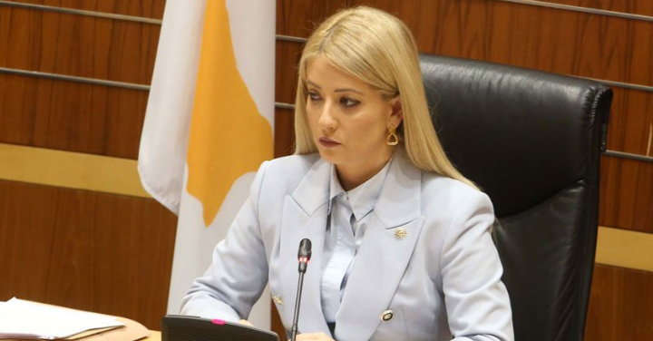 ΠτΒ: Κομβικός ο ρόλος κοινοβουλίων στη τεχνολογική πρόοδο για δημόσιο συμφέρον