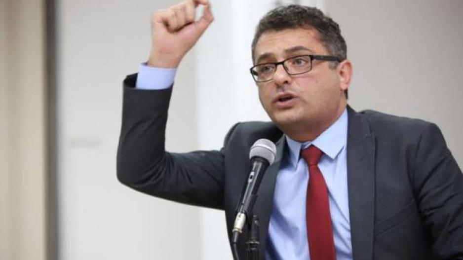 Έρχιουρμαν: Δεν με ενδιαφέρει να είμαι, αλλά να ασκώ καθήκοντα «προέδρου» Έρχιουρμαν: Δεν με ενδιαφέρει να είμαι, αλλά να ασκώ καθήκοντα «προέδρου»