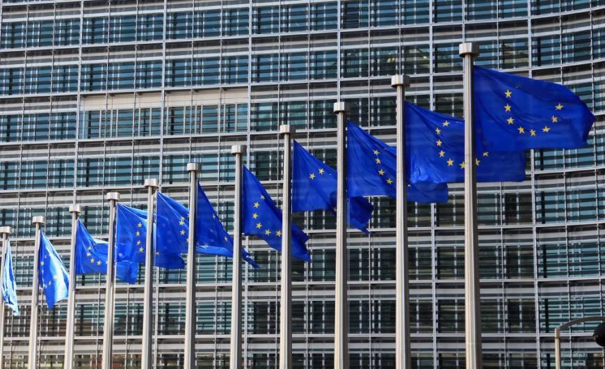 ΕΤΕπ & Κομισιόν ενώνουν δυνάμεις για επιτάχυνση της πράσινης μετάβασης στην EE ΕΤΕπ & Κομισιόν ενώνουν δυνάμεις για επιτάχυνση της πράσινης μετάβασης στην EE