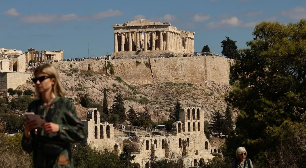 Παρθενώνας: Χωρίς σκαλωσιές μετά από 15 χρόνια εργασιών Παρθενώνας: Χωρίς σκαλωσιές μετά από 15 χρόνια εργασιών