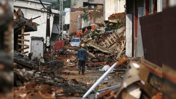Φιλιππίνες: Άρση της προειδοποίησης για τσουνάμι έπειτα από τον ισχυρό σεισμό Φιλιππίνες: Άρση της προειδοποίησης για τσουνάμι έπειτα από τον ισχυρό σεισμό