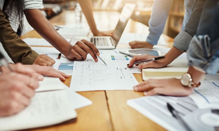 Μικρή ετήσια μείωση τον Σεπτέμβριο για τους εργαζομένους στην Κυβέρνηση