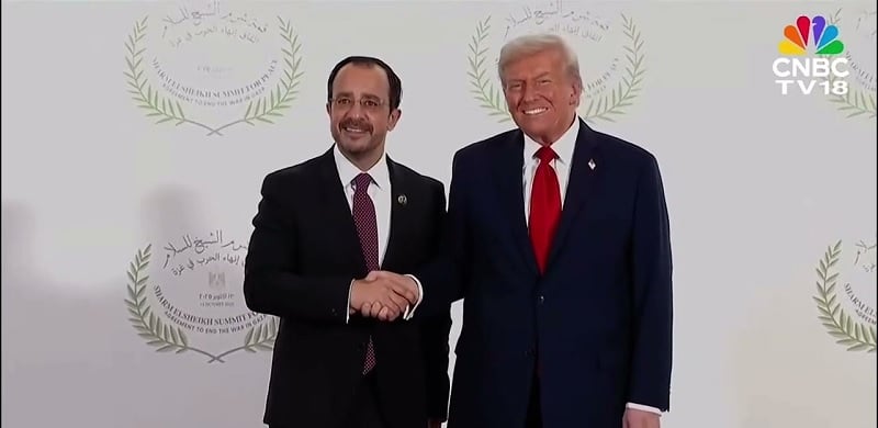 ΒΙΝΤΕΟ: Η χειραψία Τραμπ με Πρόεδρο Χριστοδουλίδη και η σύντομη συνομιλία