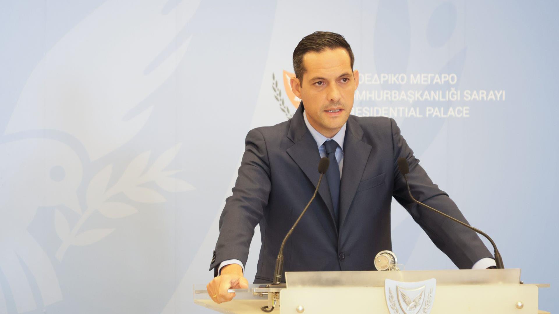 Απαντήσεις Λετυμπιώτη για χειραψία ΠτΔ με Τραμπ και εκκρεμότητες του GSI (VID) Απαντήσεις Λετυμπιώτη για χειραψία ΠτΔ με Τραμπ και εκκρεμότητες του GSI (VID)