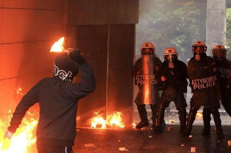 Χωρίς κατάληξη στην Επ. Νομικών για το νομοσχέδιο κατά της βίας στα γήπεδα Χωρίς κατάληξη στην Επ. Νομικών για το νομοσχέδιο κατά της βίας στα γήπεδα