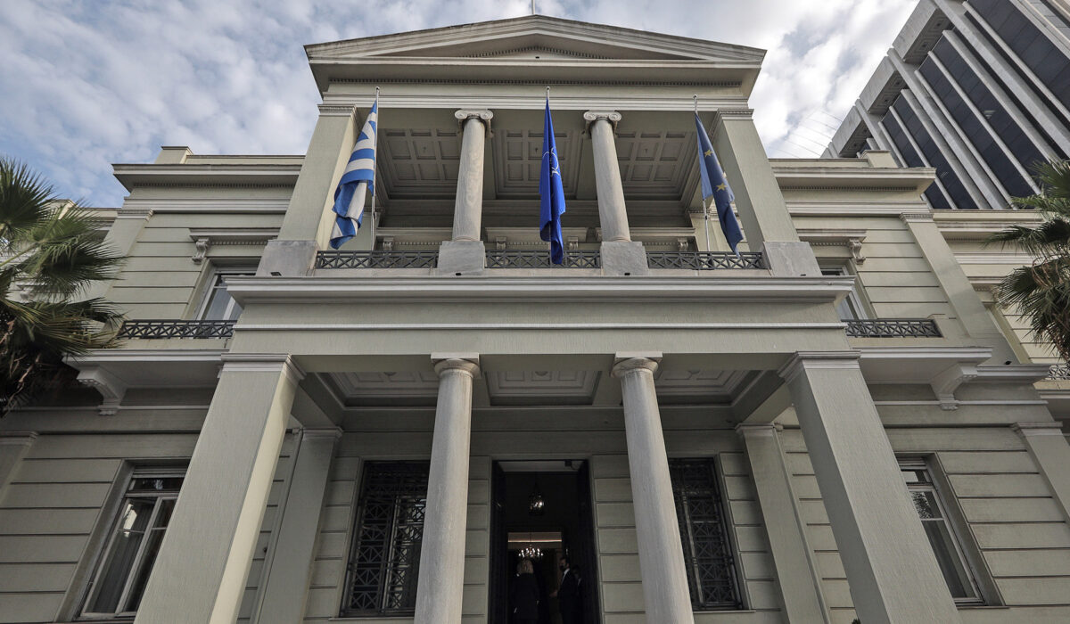 ΥΠΕΞ Ελλάδας: Με συμμετοχή Κύπρου η πρόταση 5Χ5 της Αθήνας ΥΠΕΞ Ελλάδας: Με συμμετοχή Κύπρου η πρόταση 5Χ5 της Αθήνας