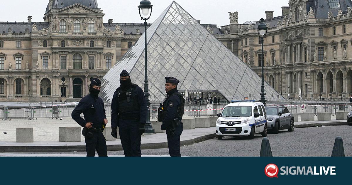 Σε 7 λεπτά έγινε η διάρρηξη στο Λούβρο – Δείτε φωτογραφίες από τα κοσμήματα Σε 7 λεπτά έγινε η διάρρηξη στο Λούβρο – Δείτε φωτογραφίες από τα κοσμήματα