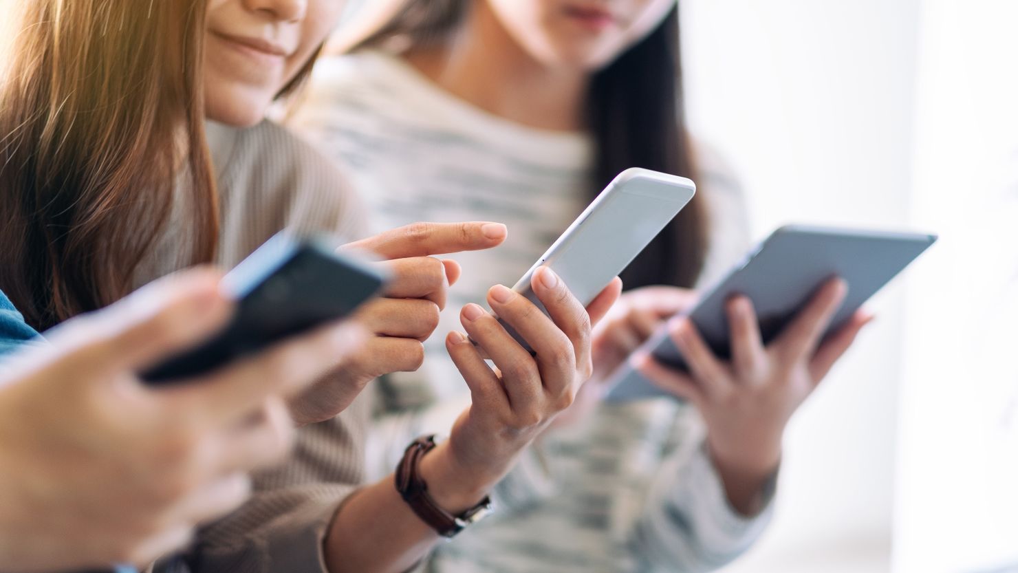 Έπεσαν Amazon, Snapchat και δεκάδες άλλοι γνωστοί ιστοτόποι και εφαρμογές Έπεσαν Amazon, Snapchat και δεκάδες άλλοι γνωστοί ιστοτόποι και εφαρμογές