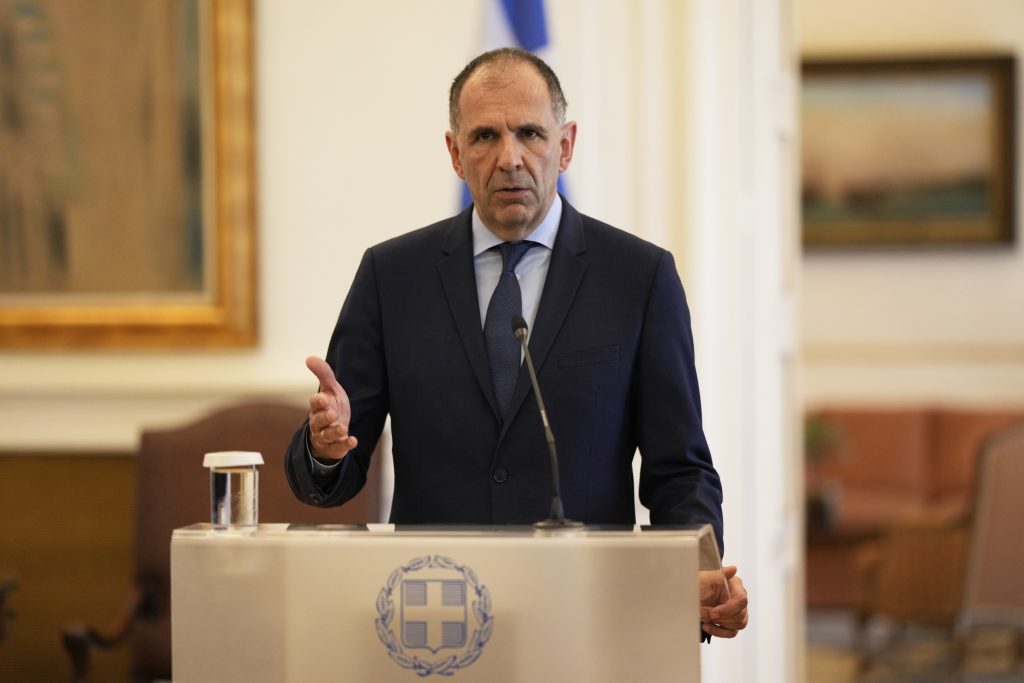 Γεραπετρίτης σε Φιντάν για Ερχιουρμάν: Κεφάλαιο ελπίδας για επανένωση Κύπρου Γεραπετρίτης σε Φιντάν για Ερχιουρμάν: Κεφάλαιο ελπίδας για επανένωση Κύπρου