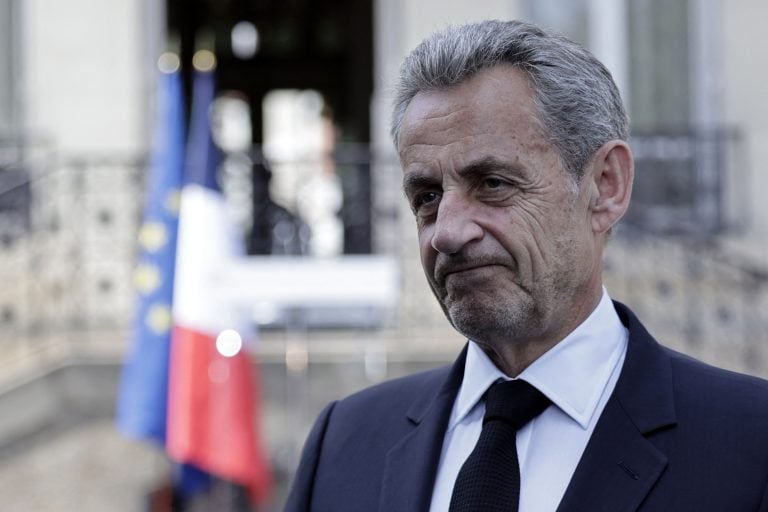 Γαλλία: Ο Σαρκοζί κατέθεσε αίτημα αποφυλάκισης