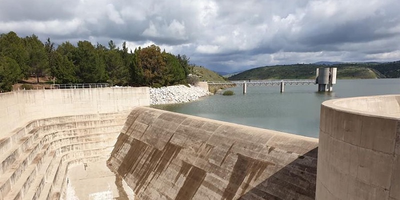 Δραματική κατάσταση στα φράγματα – Στο 11% η πληρότητα Δραματική κατάσταση στα φράγματα – Στο 11% η πληρότητα