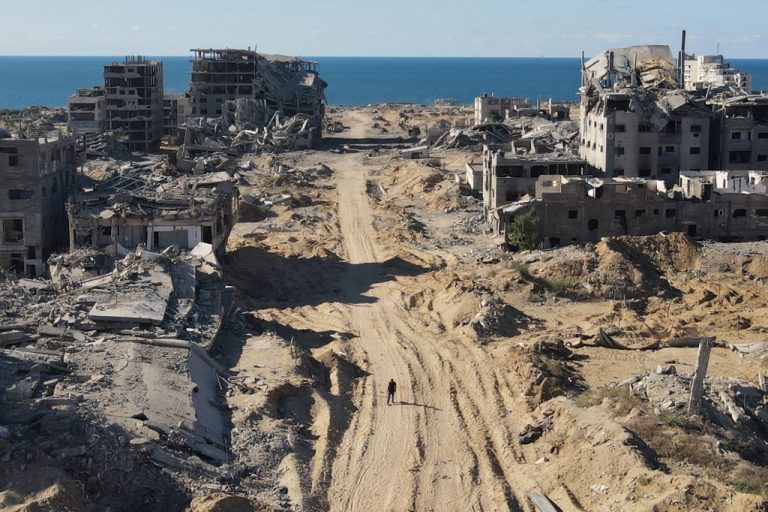 Γάζα: Το Ισραήλ επέστρεψε τις σορούς 30 Παλαιστινίων Γάζα: Το Ισραήλ επέστρεψε τις σορούς 30 Παλαιστινίων