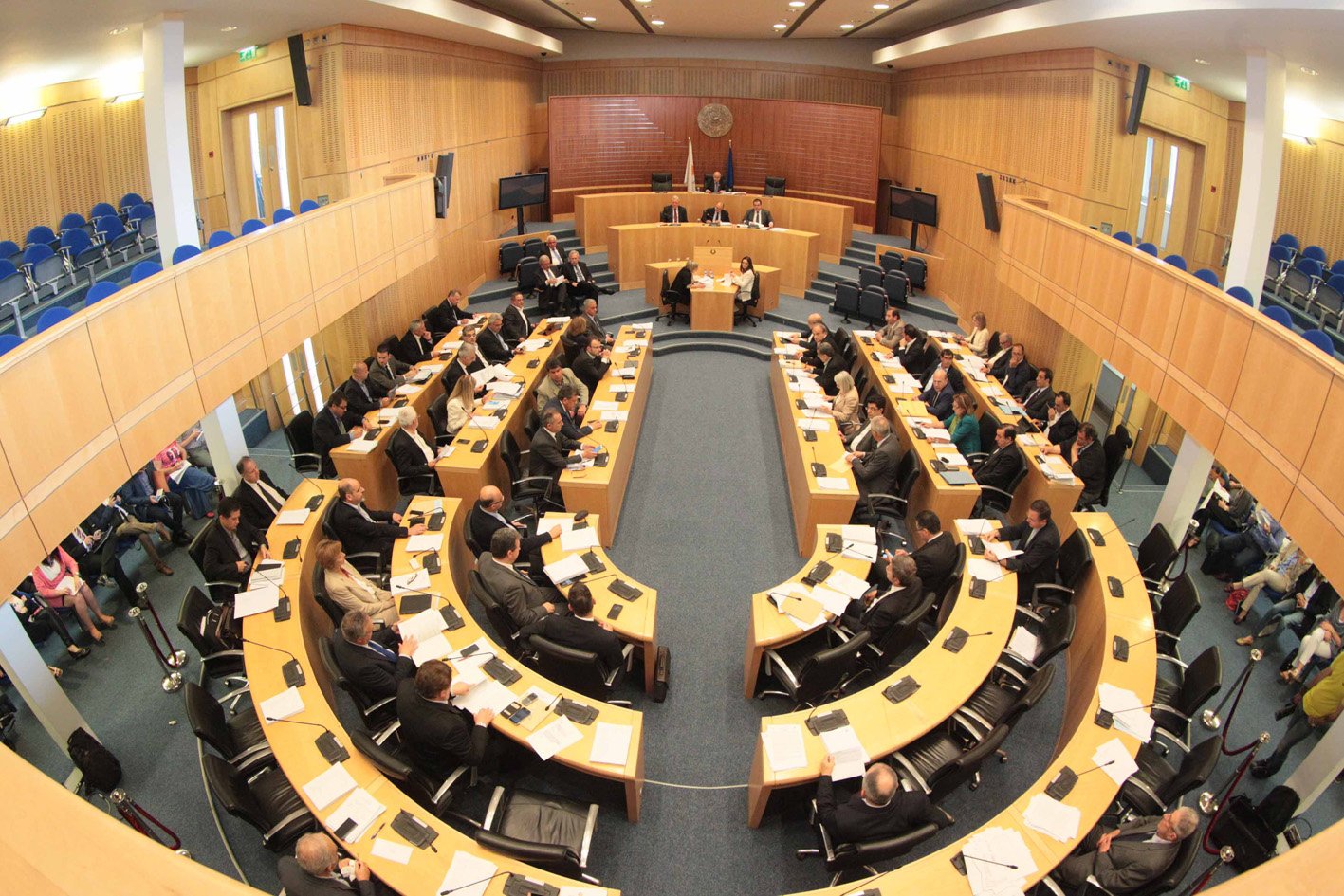 Βουλή: Τήρησε μονόλεπτη σιγή προς τιμήν των ηρώων του «Όχι» της Ελλάδας Βουλή: Τήρησε μονόλεπτη σιγή προς τιμήν των ηρώων του «Όχι» της Ελλάδας